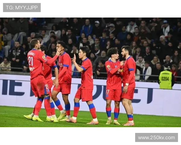 李刚仁内维斯建功助力巴黎三球完胜勒阿弗尔巩固争冠强势态