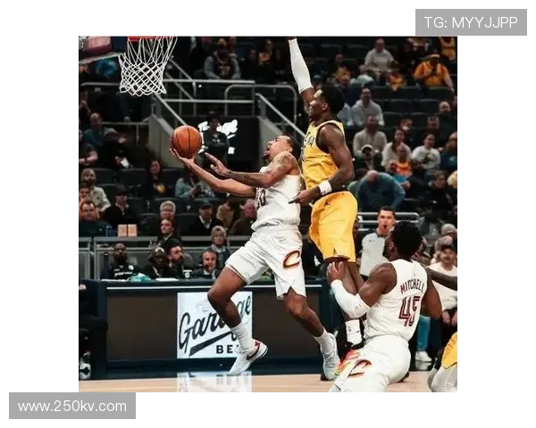 米切尔盛赞泰森的努力与进步期待他未来更辉煌的表现